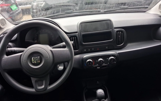 imagem-https://www.socarrao.com.br/sc-vehicle-images-prod/4431422/1792760051921-2_095410.jpg