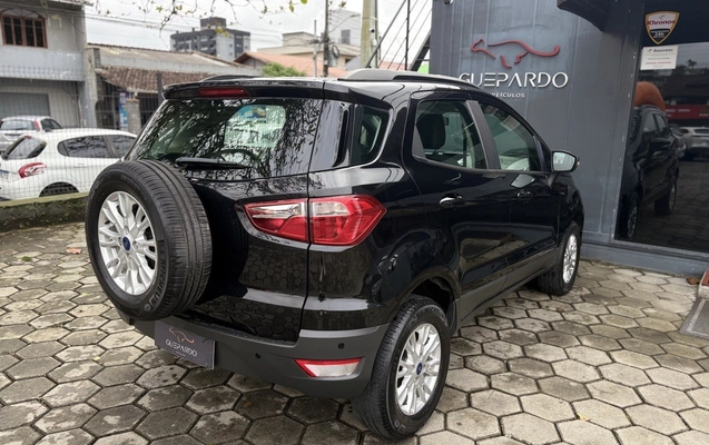 imagem-https://www.socarrao.com.br/sc-vehicle-images-prod/4431486/1792760457584-1_095536.jpg