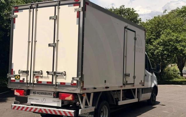 imagem-https://www.socarrao.com.br/sc-vehicle-images-prod/4431487/1792763210902-U1BSSU5URVIgMy5qcGVn.jpeg