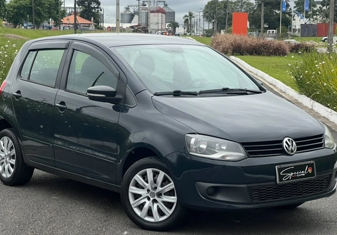 Volkswagen Fox 2013 Cinza — foto 1 de 3