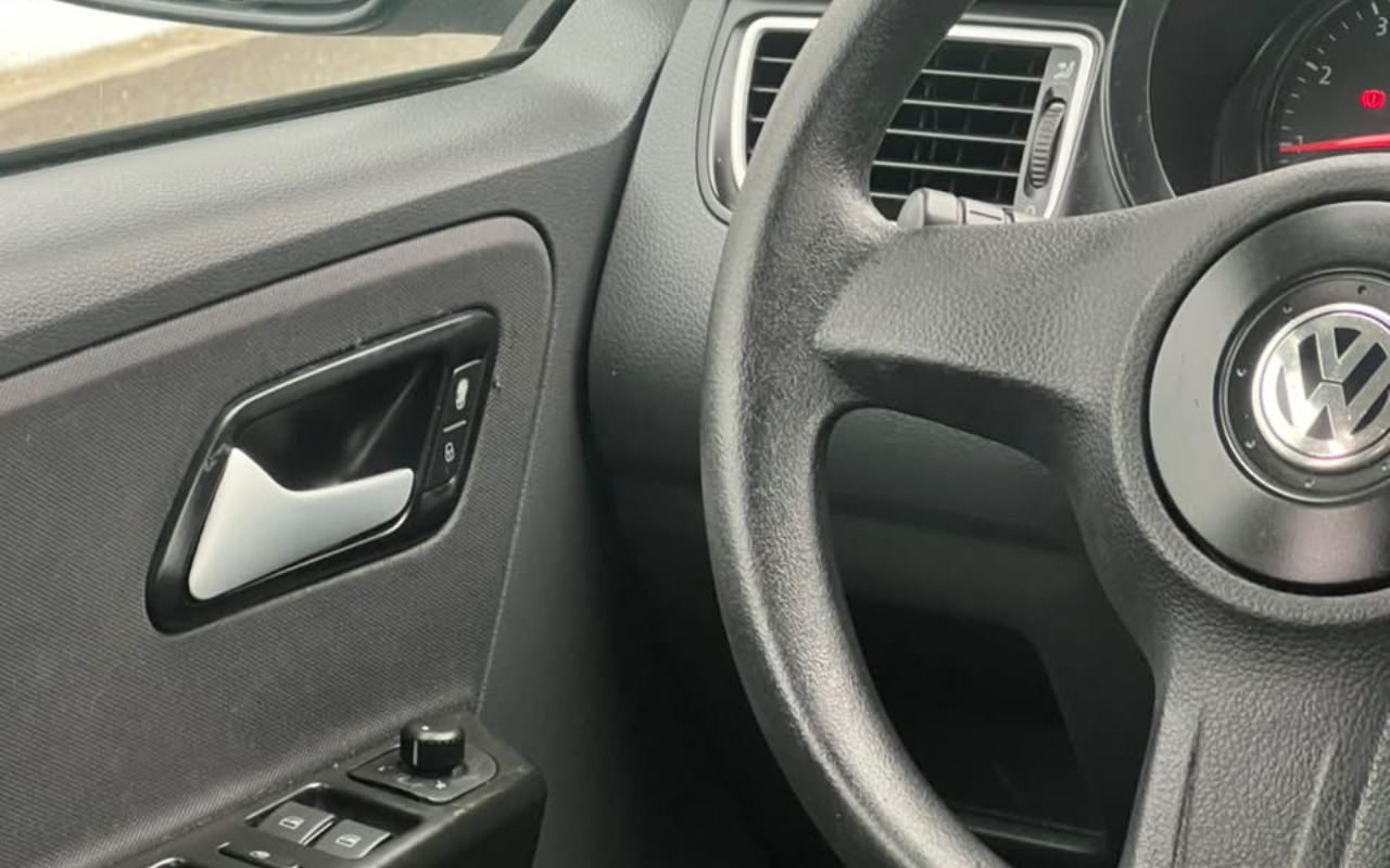 imagem-https://www.socarrao.com.br/sc-vehicle-images-prod/4431501/1792760635814-V2hhdHNBcHAgSW1hZ2UgMjAyNi0xMC0yMiBhdCAxNS4yNC41OC5qcGVn.jpeg