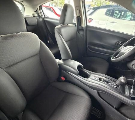 imagem-https://www.socarrao.com.br/sc-vehicle-images-prod/4431589/1792781814931-8576332_6_B_96386bc986.jpeg