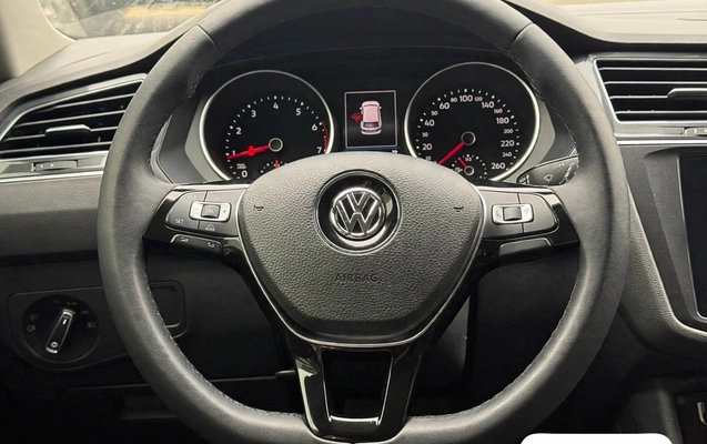 imagem-https://www.socarrao.com.br/sc-vehicle-images-prod/4431658/1792766646193-71fad45e-9d59-4de2-b61c-8186ac3497d2.jpg