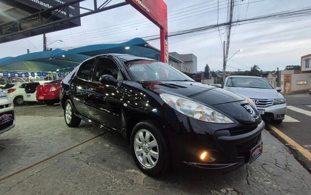 imagem-https://www.socarrao.com.br/sc-vehicle-images-prod/4431679/1792761914069-V2hhdHNBcHAgSW1hZ2UgMjAyNi0xMC0yMCBhdCAyMC4zMC40OCAoMSkuanBlZw.jpeg