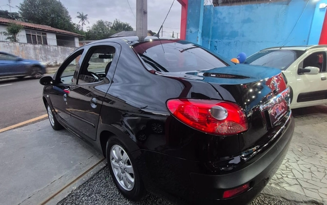 imagem-https://www.socarrao.com.br/sc-vehicle-images-prod/4431679/1792761914260-V2hhdHNBcHAgSW1hZ2UgMjAyNi0xMC0yMCBhdCAyMC4zMC41MCAoMSkuanBlZw.jpeg