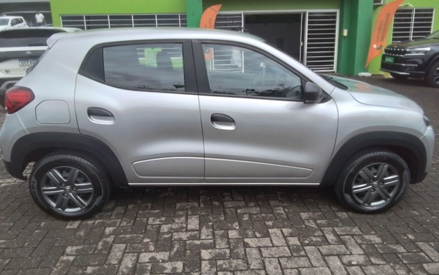 imagem-https://www.socarrao.com.br/sc-vehicle-images-prod/4431707/1792762171216-2_102928.jpg