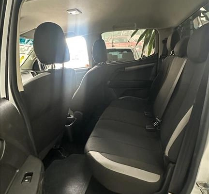 imagem-https://www.socarrao.com.br/sc-vehicle-images-prod/4431742/1792762344800-7fcaa2af-dbec-492d-a861-01d5adbe5af320261023102006.jpeg