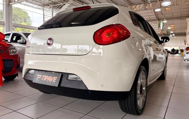 imagem-https://www.socarrao.com.br/sc-vehicle-images-prod/4431757/1792781668513-8584335_5_B_eaede76059.jpeg