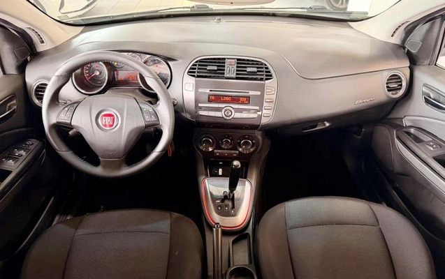 imagem-https://www.socarrao.com.br/sc-vehicle-images-prod/4431757/1792781668523-8584335_10_B_1638f8a85f.jpeg