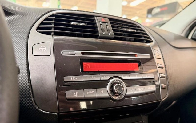 imagem-https://www.socarrao.com.br/sc-vehicle-images-prod/4431757/1792781668527-8584335_12_B_e12ff20977.jpeg