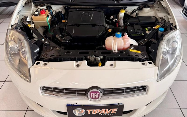 imagem-https://www.socarrao.com.br/sc-vehicle-images-prod/4431757/1792781668534-8584335_16_B_d5510fcd35.jpeg