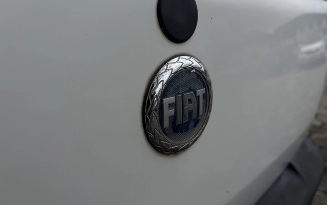 imagem-https://www.socarrao.com.br/sc-vehicle-images-prod/4431795/1792762666931-1_102949.jpg