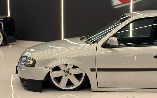 imagem-https://www.socarrao.com.br/sc-vehicle-images-prod/4431839/1792763040504-77c4981a-22dc-4501-ab22-b6e063eb4849.jpg
