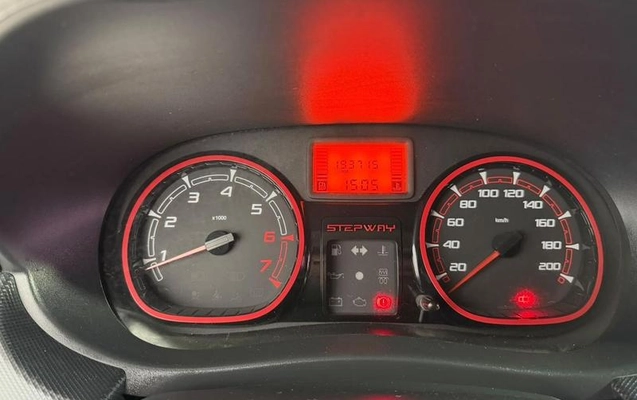 imagem-https://www.socarrao.com.br/sc-vehicle-images-prod/4431866/1792861965230-8588597_7_B_3dd6dccd9d.jpeg