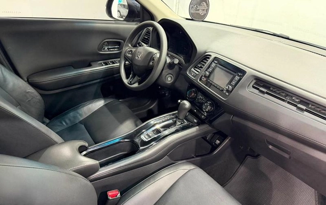 imagem-https://www.socarrao.com.br/sc-vehicle-images-prod/4431876/1792763202837-7824667_5_B_87cc96fe3b.jpeg