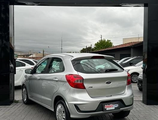 imagem-https://www.socarrao.com.br/sc-vehicle-images-prod/4431885/1792763282614-8431525_1_B_7b2bdd69b3.jpeg