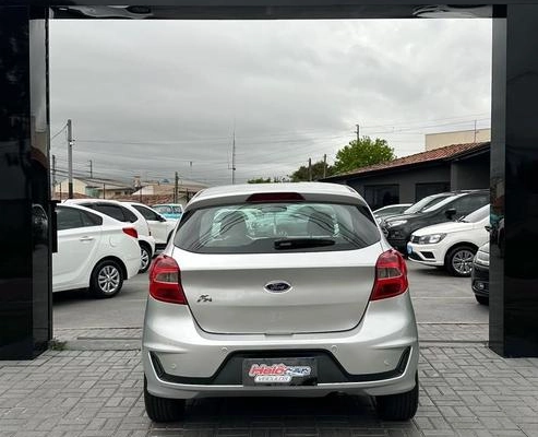 imagem-https://www.socarrao.com.br/sc-vehicle-images-prod/4431885/1792763282617-8431525_3_B_c2f7d9dff9.jpeg
