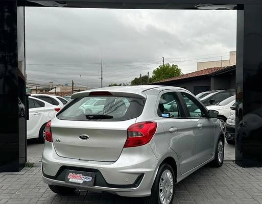 imagem-https://www.socarrao.com.br/sc-vehicle-images-prod/4431885/1792763282623-8431525_9_B_03d4fbe98b.jpeg