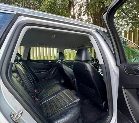 imagem-https://www.socarrao.com.br/sc-vehicle-images-prod/4431893/1792763365474-8588191_13_B_7bba113630.jpeg
