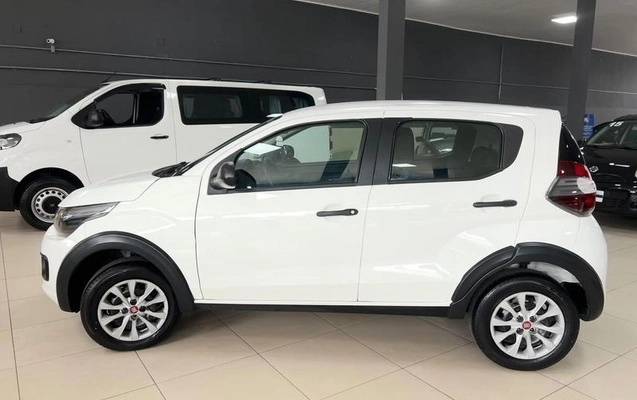 imagem-https://www.socarrao.com.br/sc-vehicle-images-prod/4431896/1792763394397-8546296_1_B_2a446d8674.jpeg