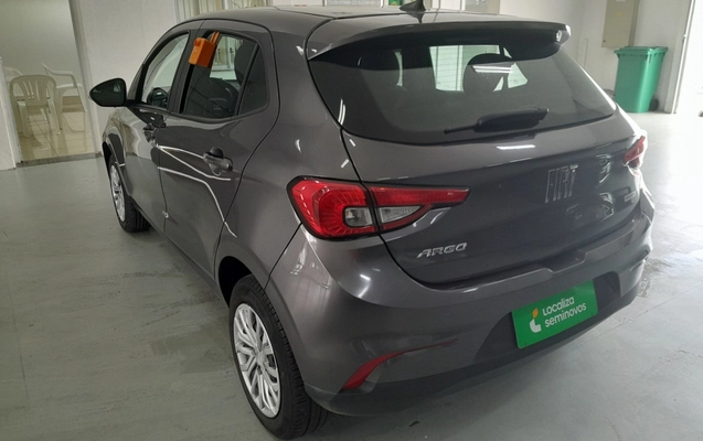 imagem-https://www.socarrao.com.br/sc-vehicle-images-prod/4431983/1792764017959-1_110011.jpg