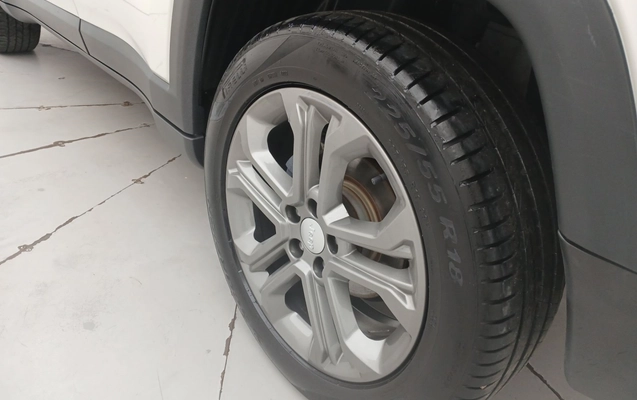 imagem-https://www.socarrao.com.br/sc-vehicle-images-prod/4432013/1792764224730-1_033645.jpg