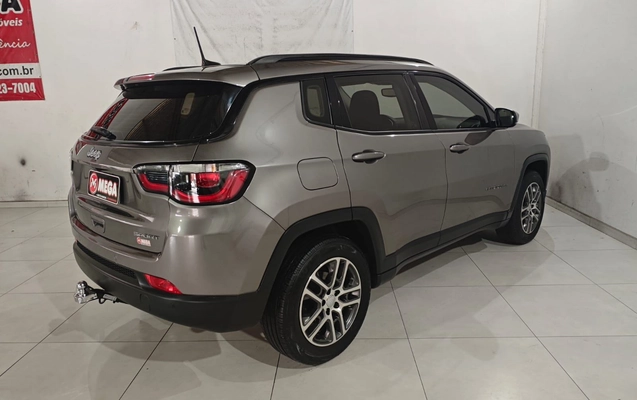 imagem-https://www.socarrao.com.br/sc-vehicle-images-prod/4432014/1792764241656-7d216792162e4491a857c6c02716b7d5_1792764197451.jpg