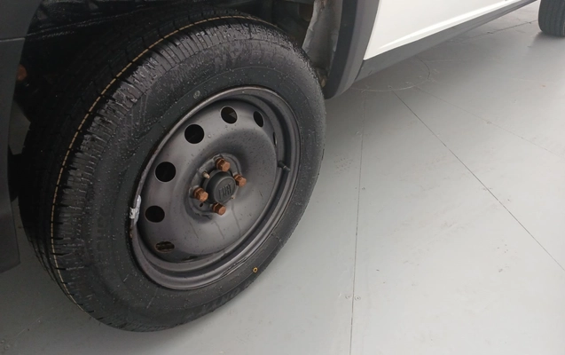 imagem-https://www.socarrao.com.br/sc-vehicle-images-prod/4432082/1792764770139-2_111247.jpg