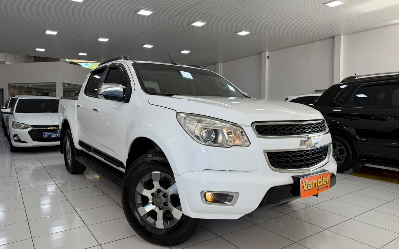 imagem-https://www.socarrao.com.br/sc-vehicle-images-prod/4432104/1792764920604-V2hhdHNBcHAgSW1hZ2UgMjAyNi0xMC0yMyBhdCAxMS4wMS40NyAoMSkuanBlZw.jpeg