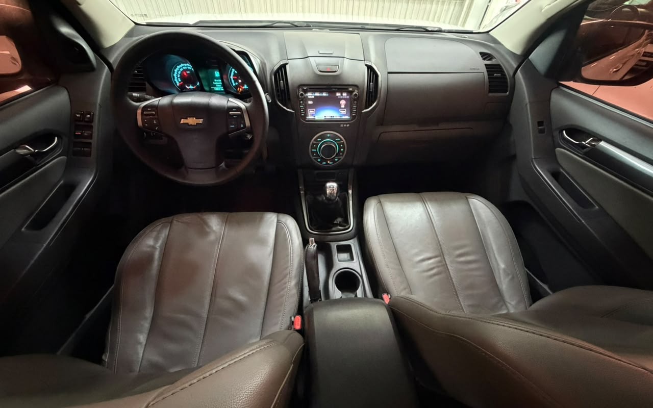 imagem-https://www.socarrao.com.br/sc-vehicle-images-prod/4432104/1792764920929-V2hhdHNBcHAgSW1hZ2UgMjAyNi0xMC0yMyBhdCAxMS4wMS40OSAoMykuanBlZw.jpeg