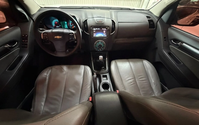 imagem-https://www.socarrao.com.br/sc-vehicle-images-prod/4432104/1792764920929-V2hhdHNBcHAgSW1hZ2UgMjAyNi0xMC0yMyBhdCAxMS4wMS40OSAoMykuanBlZw.jpeg
