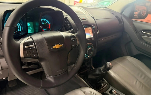 imagem-https://www.socarrao.com.br/sc-vehicle-images-prod/4432104/1792764921067-V2hhdHNBcHAgSW1hZ2UgMjAyNi0xMC0yMyBhdCAxMS4wMS40OCAoMikuanBlZw.jpeg