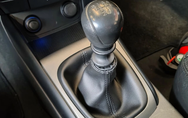 imagem-https://www.socarrao.com.br/sc-vehicle-images-prod/4432183/1792767463625-003_ab0d6b6d562be06013ba455fc0f4dd76.jpg