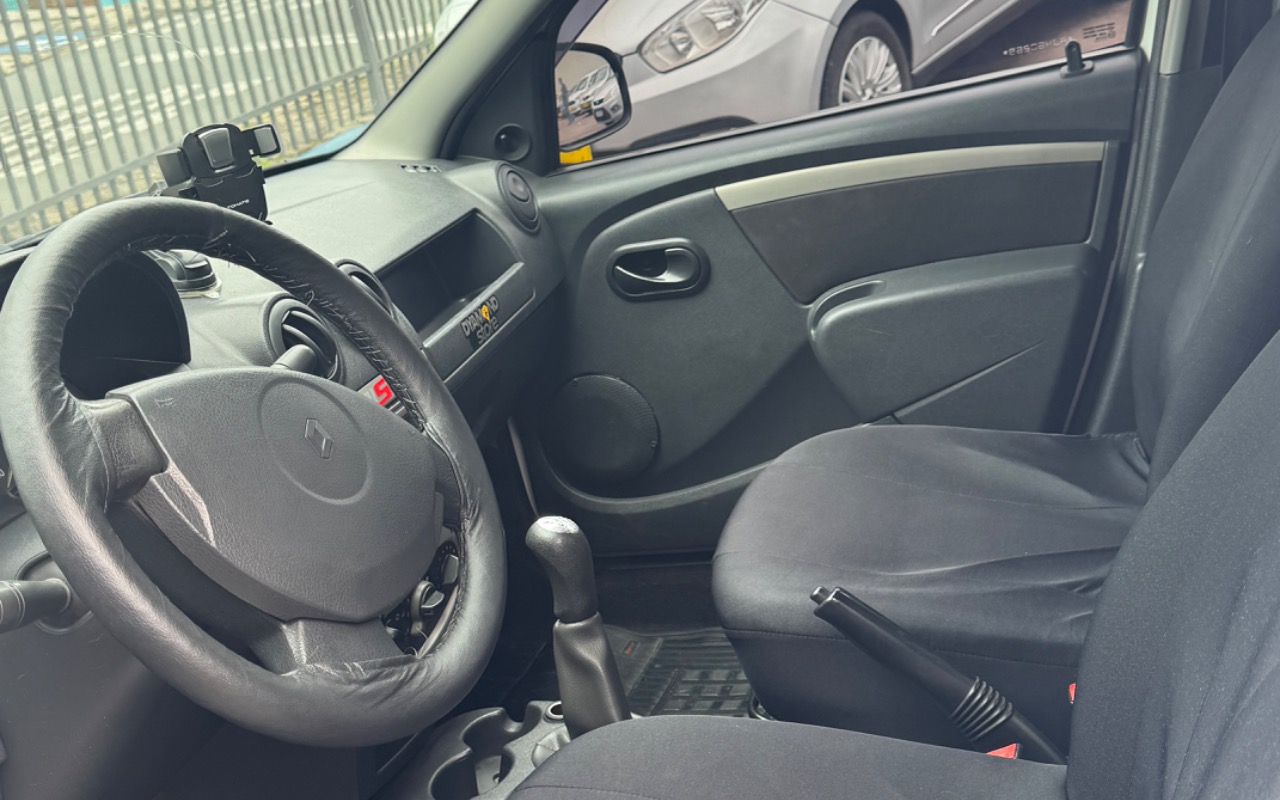 imagem-https://www.socarrao.com.br/sc-vehicle-images-prod/4432202/1792765704491-SU1HXzcyNTEuanBlZw.jpeg