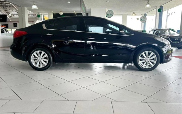 imagem-https://www.socarrao.com.br/sc-vehicle-images-prod/4432244/1792766152260-8597488_3_B_7e59062d63.jpeg