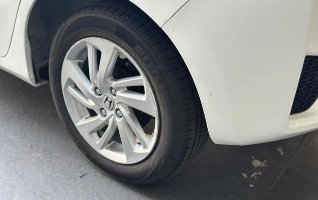 imagem-https://www.socarrao.com.br/sc-vehicle-images-prod/4432248/1792766230730-8581392_3_B_192b14f3ce.jpeg
