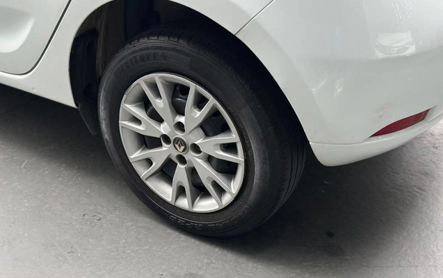 imagem-https://www.socarrao.com.br/sc-vehicle-images-prod/4432260/1792766300735-8599681_2_B_e095335466.jpeg
