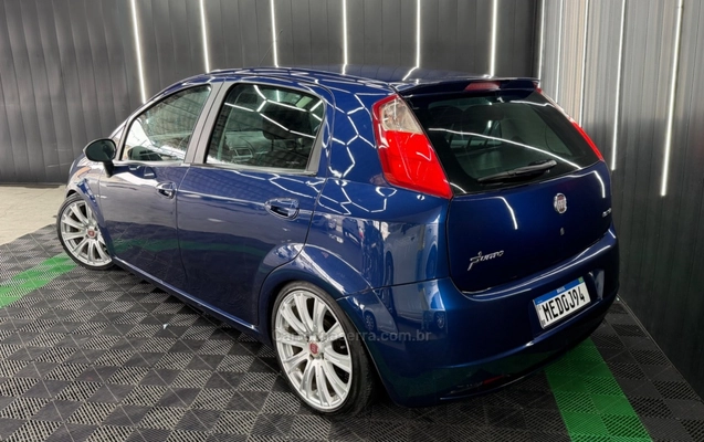 imagem-https://www.socarrao.com.br/sc-vehicle-images-prod/4432356/1792766758763-311dfd8e7db7d6c8dfdf953fd35f0e0b_big.jpeg