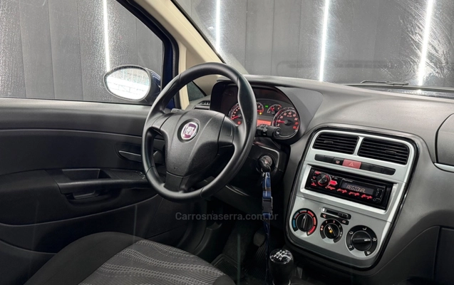 imagem-https://www.socarrao.com.br/sc-vehicle-images-prod/4432356/1792766758765-b6114f16065e059fa52de7cbe7d03f54_big.jpeg