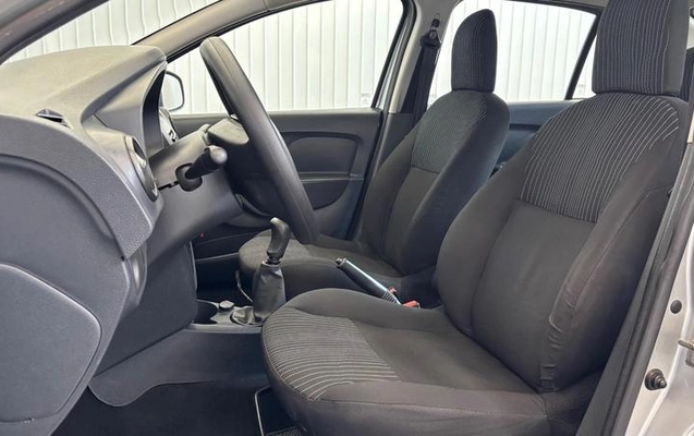 imagem-https://www.socarrao.com.br/sc-vehicle-images-prod/4432357/1792852969469-8423950_12_B_d5553e4b8e.jpeg