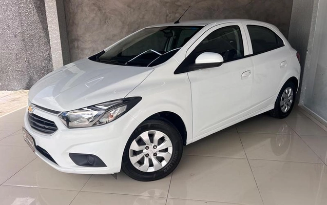 imagem-https://www.socarrao.com.br/sc-vehicle-images-prod/4432360/1792766828493-8538836_1_B_ac9b1771aa.jpeg