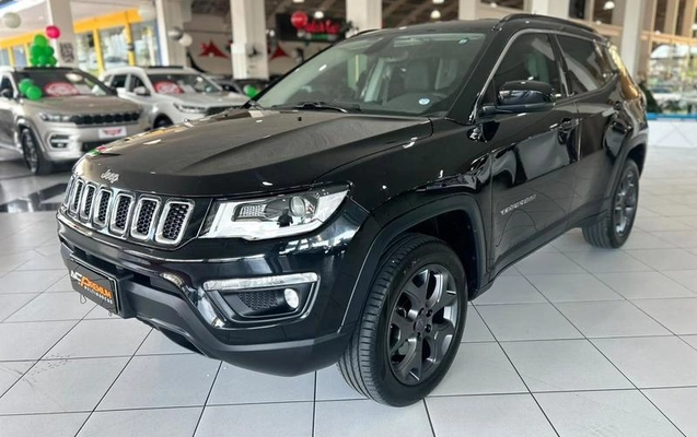 imagem-https://www.socarrao.com.br/sc-vehicle-images-prod/4432464/1792767622252-8588133_0_B_db9e623fa3.jpeg