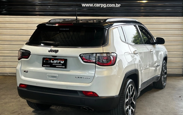 imagem-https://www.socarrao.com.br/sc-vehicle-images-prod/4432481/1792767841237-1_051127.jpg