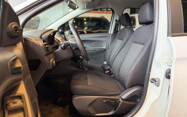 imagem-https://www.socarrao.com.br/sc-vehicle-images-prod/4432483/1792767888620-8560982_6_B_46f7d53afd.jpeg
