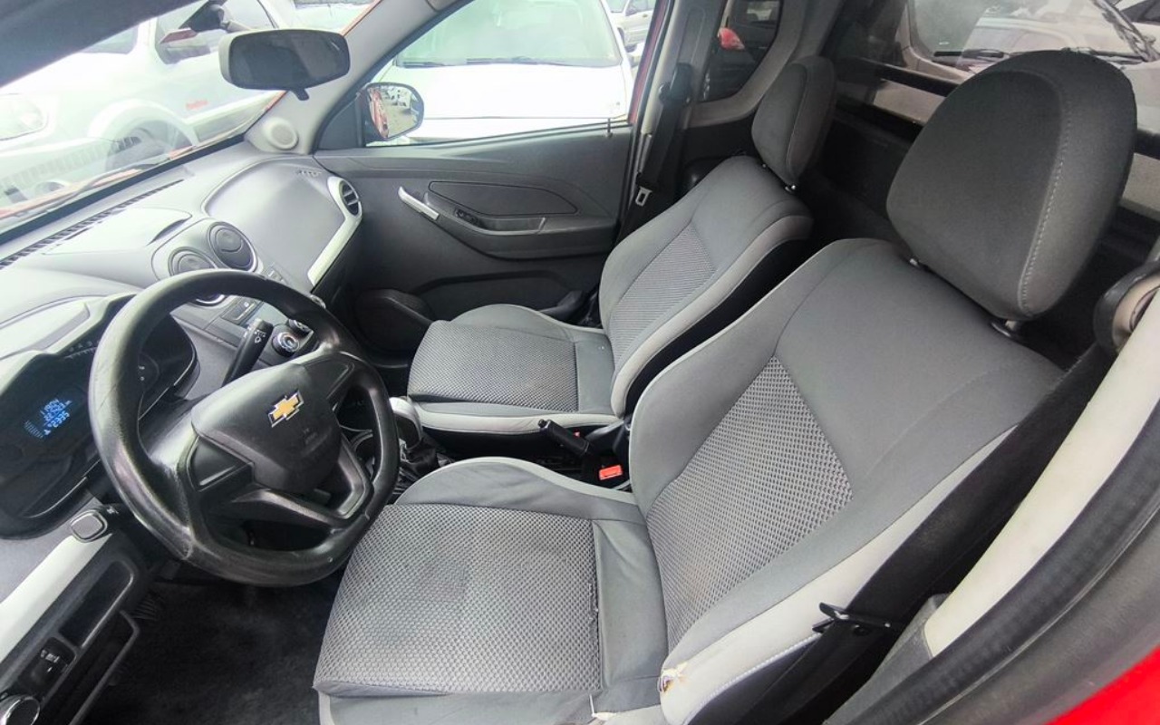 imagem-https://www.socarrao.com.br/sc-vehicle-images-prod/4432492/1792791656274-SU1HXzIwMjYxMDIzXzE2MzAyMyAoQ29weSkuanBn.jpg