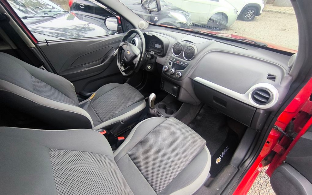 imagem-https://www.socarrao.com.br/sc-vehicle-images-prod/4432492/1792791656355-SU1HXzIwMjYxMDIzXzE2MzExNCAoQ29weSkuanBn.jpg