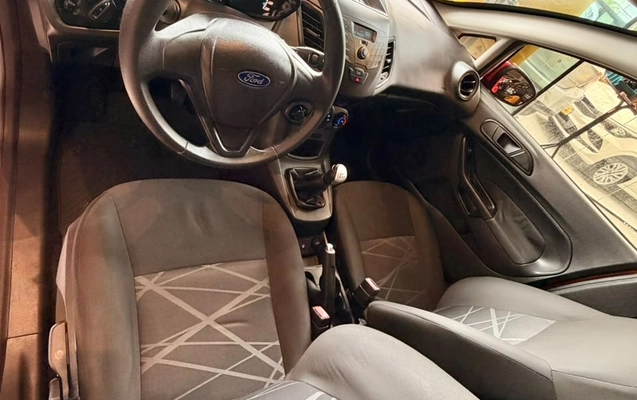imagem-https://www.socarrao.com.br/sc-vehicle-images-prod/4432573/1792768508639-9c4ae851-93df-450d-b0cf-38f038540ef7.jpg