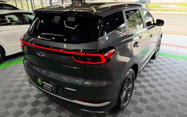 imagem-https://www.socarrao.com.br/sc-vehicle-images-prod/4432666/1792769412746-8546131_15_B_b43615b923.jpeg