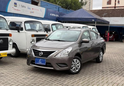 Nissan VERSA 2019 Cinza — foto 1 de 3