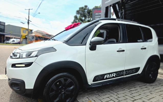 imagem-https://www.socarrao.com.br/sc-vehicle-images-prod/4432733/1792770070286-MjAyNjEwMjNfMDkyOTAyLmpwZw.jpg